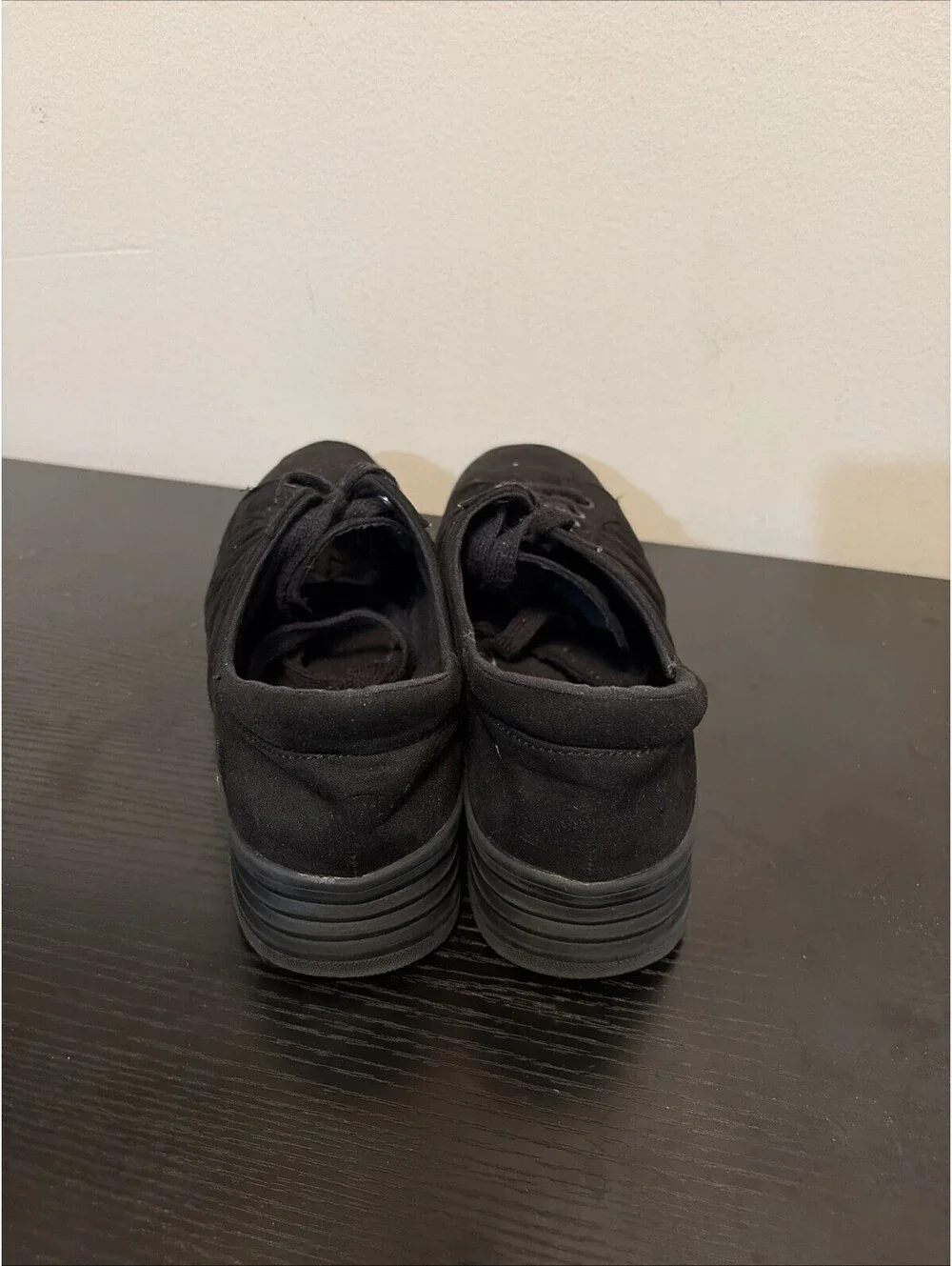 Rocket Dog Women's Basha Black Sneaker Size 10